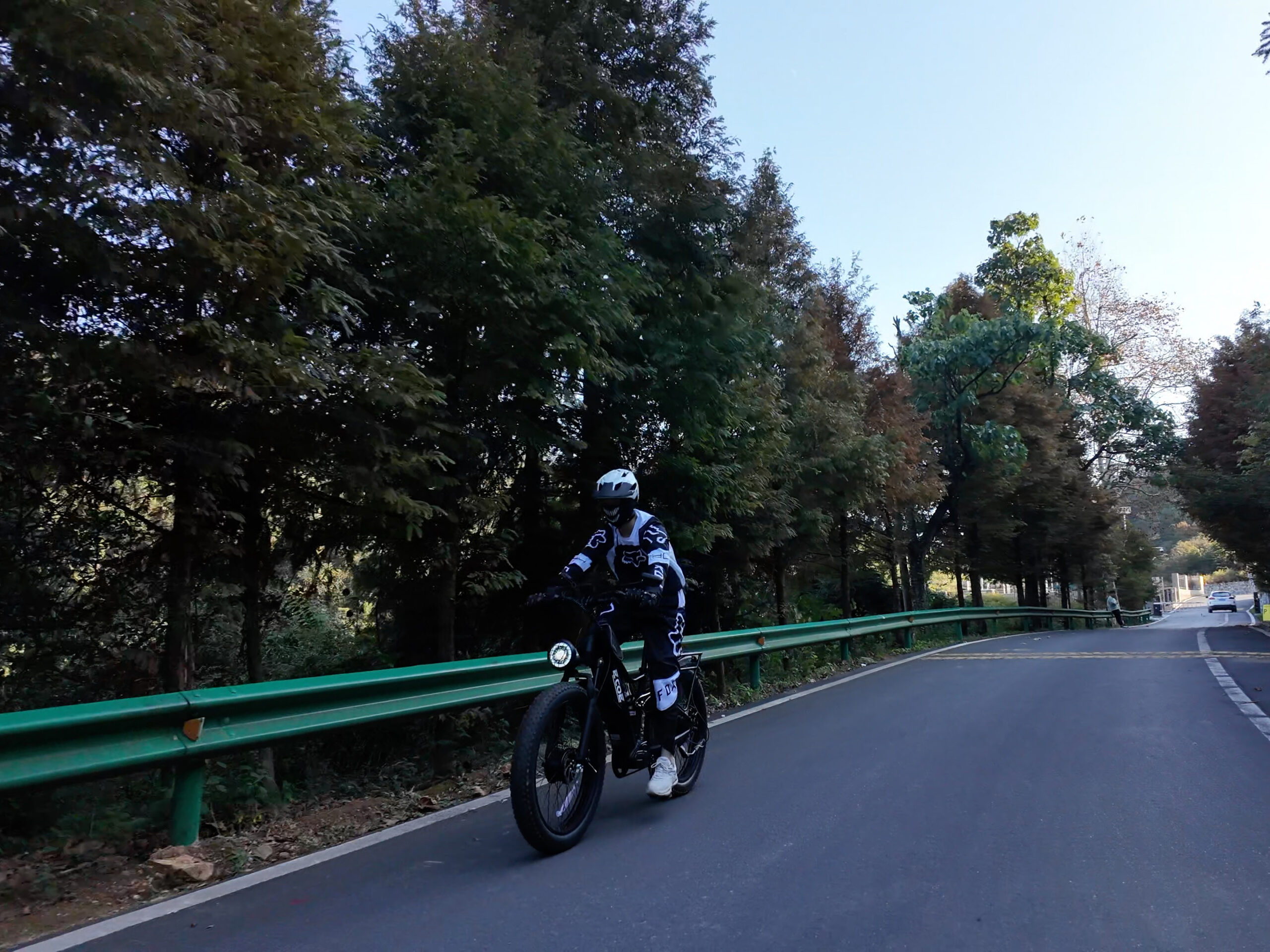 Unleash the Power: Why the 5000W Electric Bike is Perfect for Long-Distance Riders